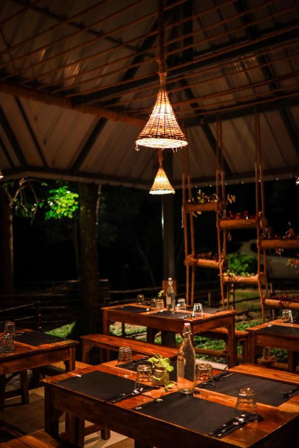 Golden Fern Resort Kanthalloor Exterior foto
